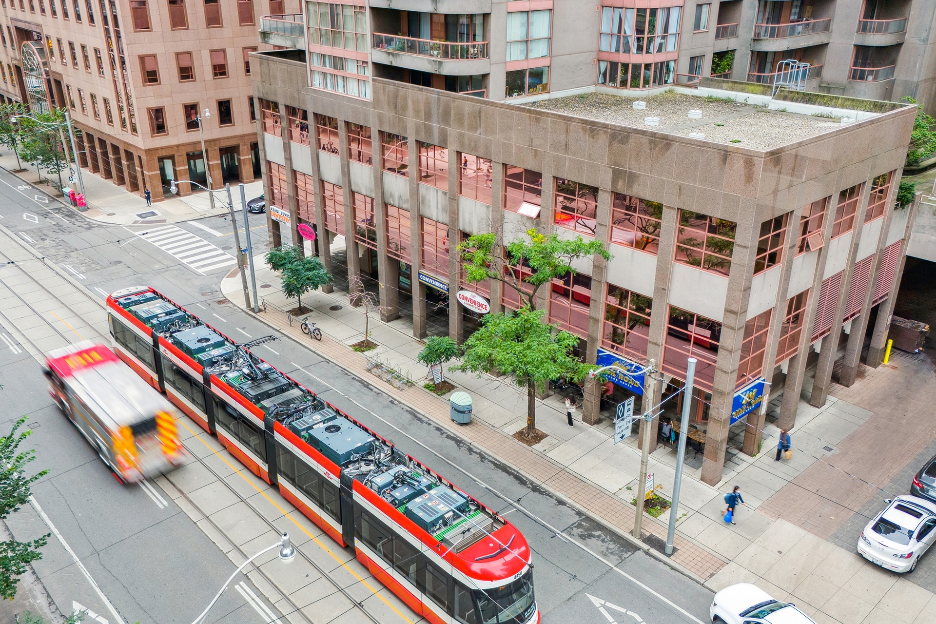 736 Bay Street (Residential) - EY Parthenon | Conservatory Group